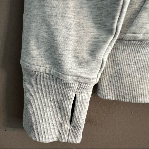 Lululemon Scuba Crew Heathered Core Ultra Light Grey Athletic Workout Sz 6* - Picture 5 of 13